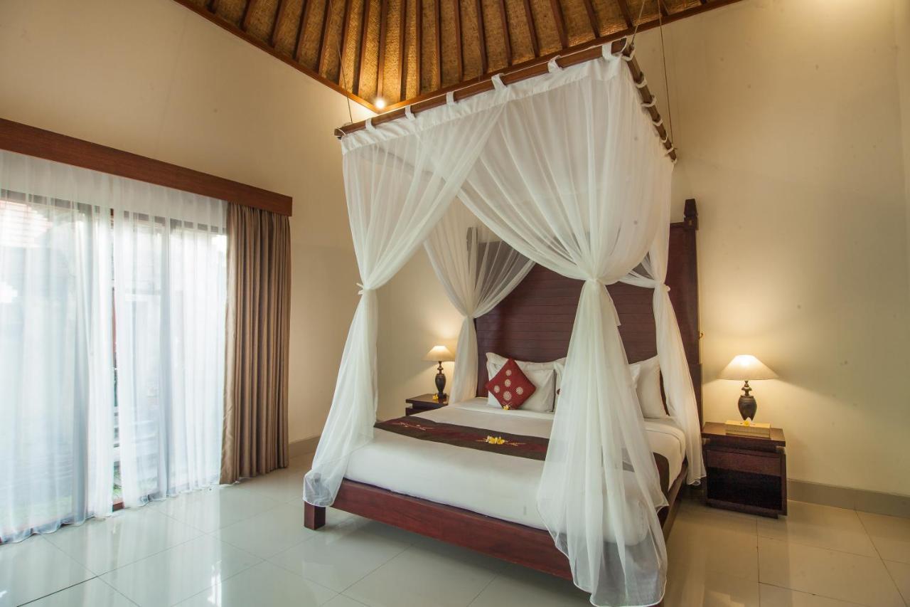 The Cory Villa By Prasi Mas  ภายนอก รูปภาพ